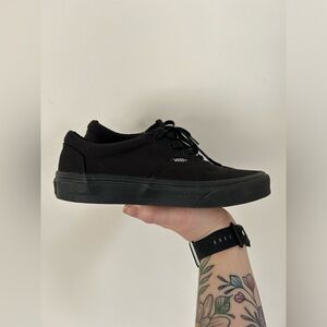 Black Vans Sneakers​